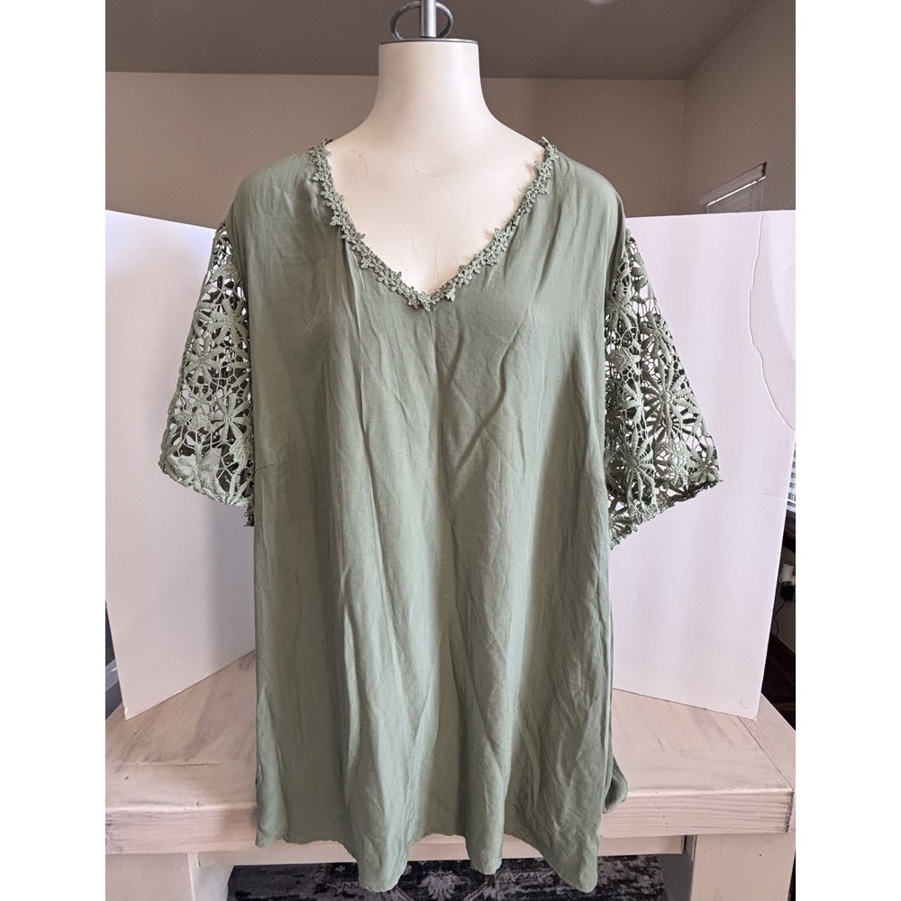Bloomchic V-Neck Floral Crochet Blouse Top Short Sleeve Olive Green Plus Size 26 - Picture 2 of 8